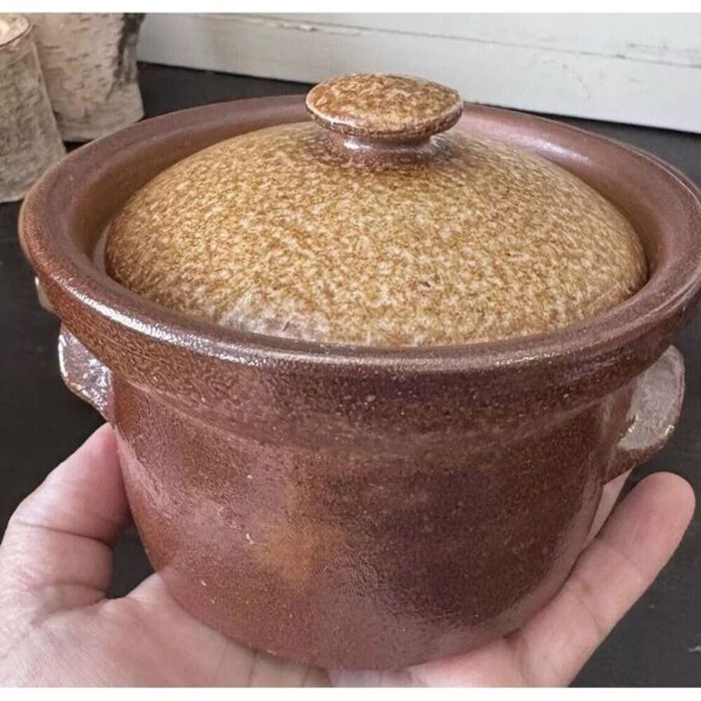 Studio Art Pottery Portugal Stoneware Speckled Glaze mini pot